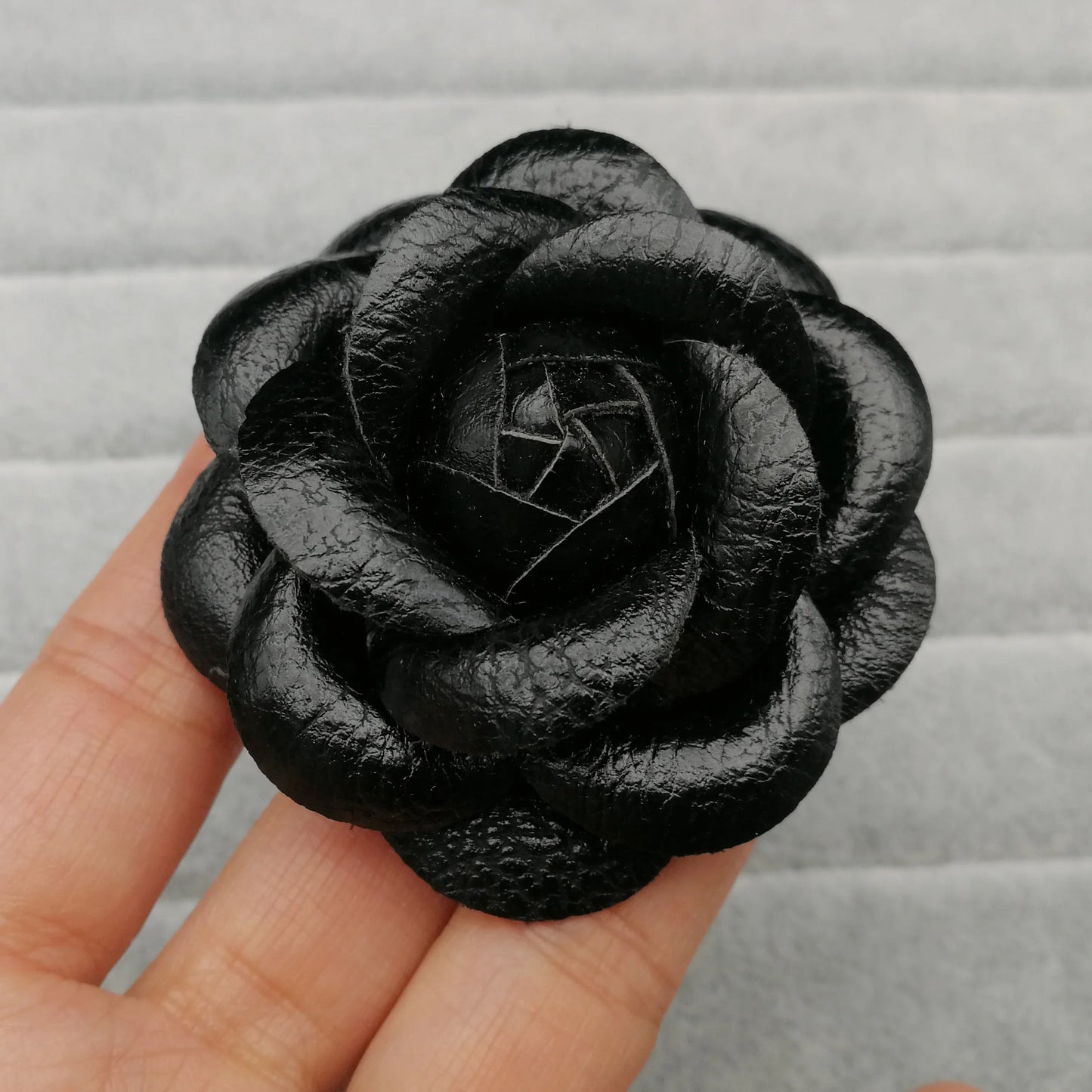 Luxury Brooches for Women Scarves Buckle Pin Flower