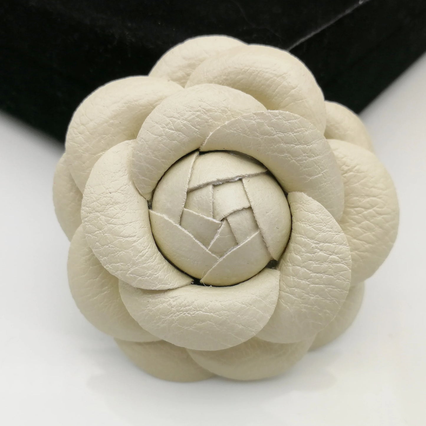Luxury Brooches for Women Scarves Buckle Pin Flower