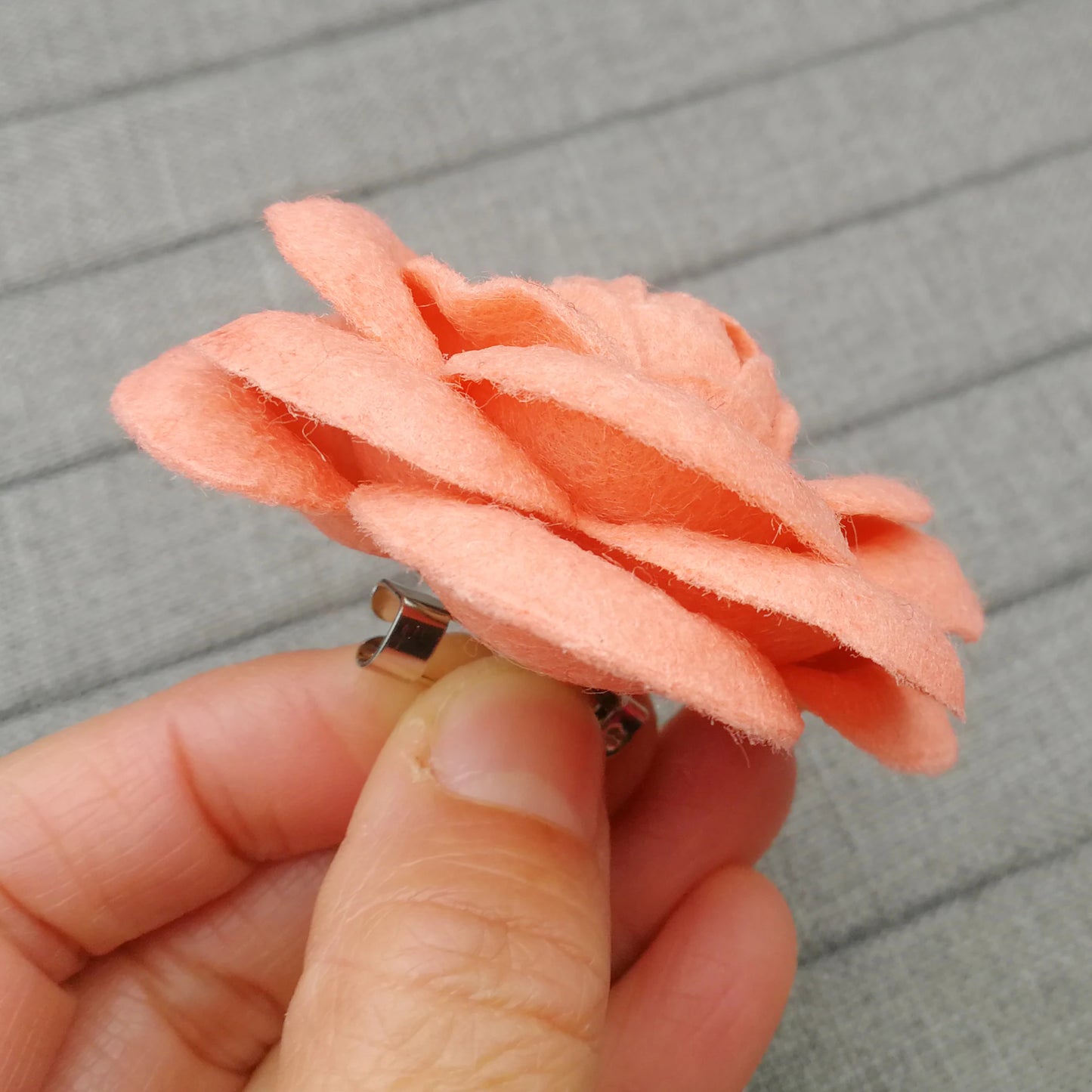 Luxury Brooches for Women Scarves Buckle Pin Flower