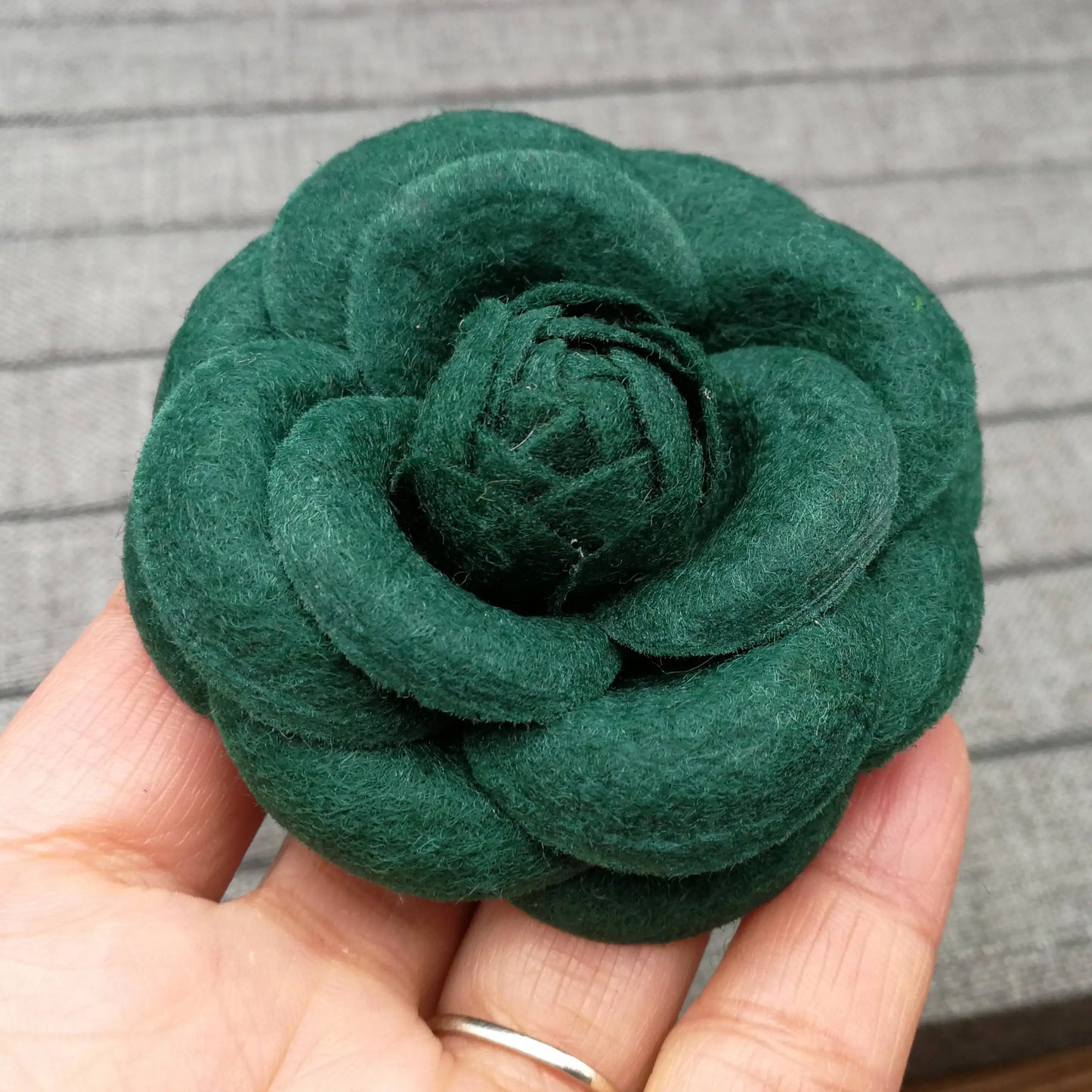 Luxury Brooches for Women Scarves Buckle Pin Flower