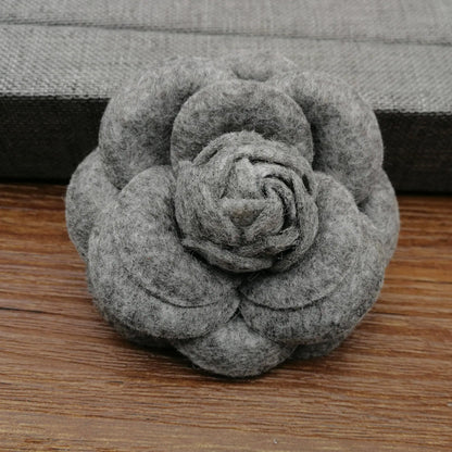 Luxury Brooches for Women Scarves Buckle Pin Flower