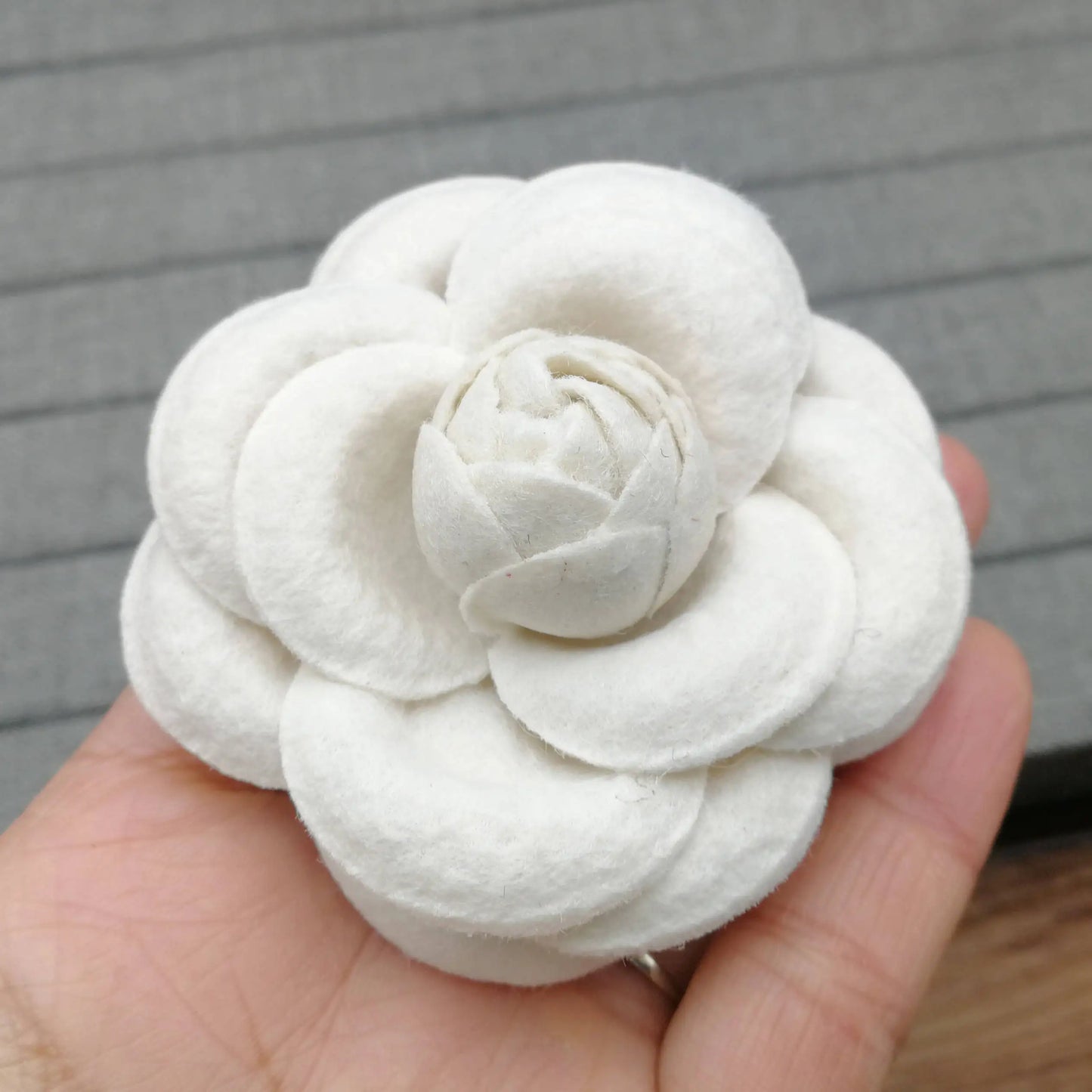 Luxury Brooches for Women Scarves Buckle Pin Flower