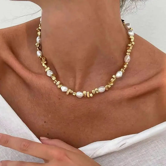 Lacteo Trendy Gold Color Plastic Beads